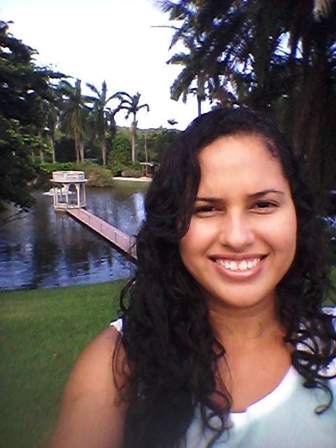 JULIANA BANDEIRA DE LIMA